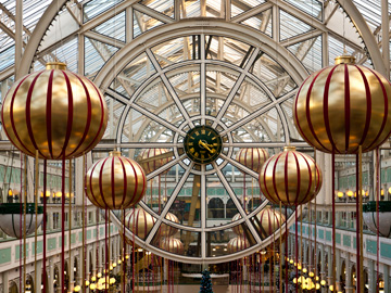 A clock in St Stephen's Green Shopping Centre at Christmas Time.