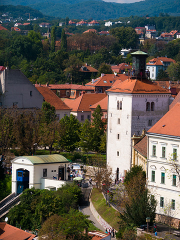 Guarding Zagreb's Upper Town, the Lotrscak Tower stands next to the funicular.