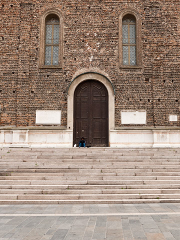 Cattedrale di San Pietro Apostolo – the duomo in Faenza, Italy.Cattedrale di San Pietro Apostolo, the duomo in Faenza, Italy.